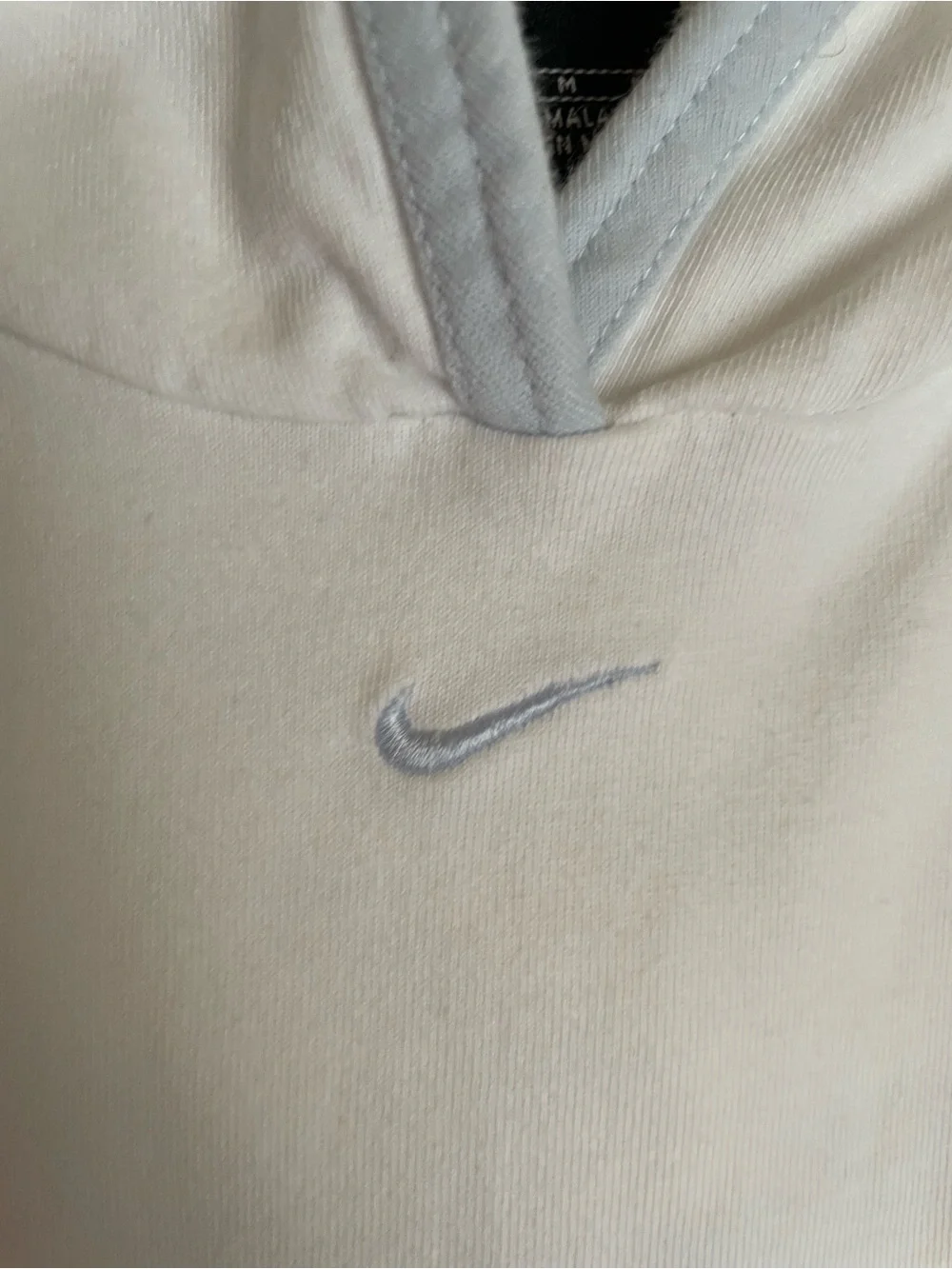 Vintage Y2K Nike Mini Center Swoosh T-Shirt White Light Blue Trim Women 8-10